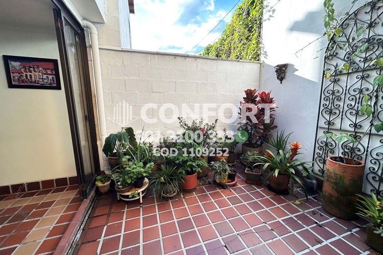 Casa de 3 alcobas en arriendo en Las Brujas, Envigado, 163 m² · foto 9 de 24