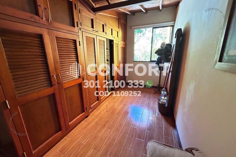 Casa de 3 alcobas en arriendo en Las Brujas, Envigado, 163 m² · foto 16 de 24
