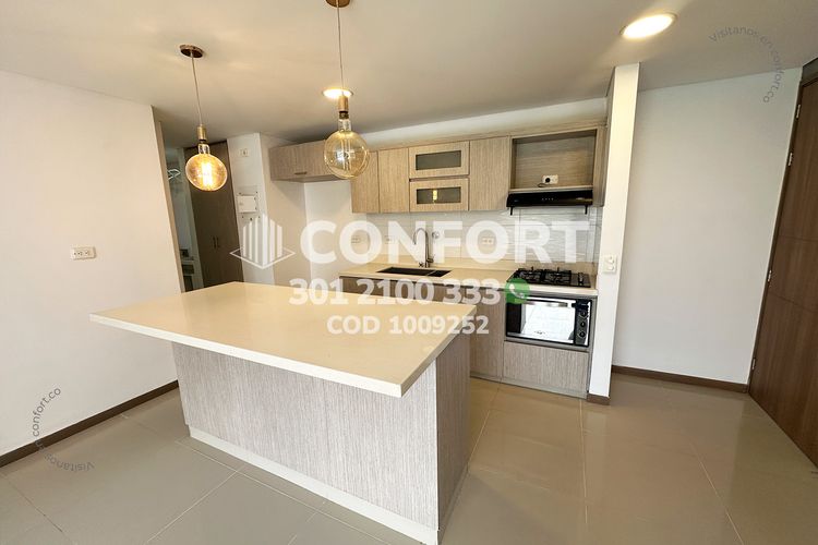 Apartamento en arriendo en Cumbres, Envigado, 88 m² · foto 4 de 24