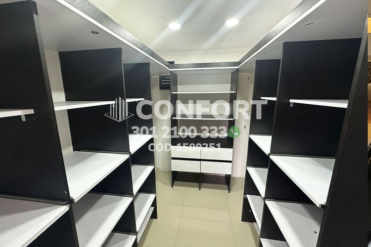 Apartamento de 4 alcobas en arriendo en Transversal Inferior, Medellín, 250 m² · foto 15 de 24