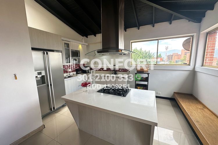 Apartamento de 4 alcobas en arriendo en Transversal Inferior, Medellín, 250 m² · foto 19 de 24