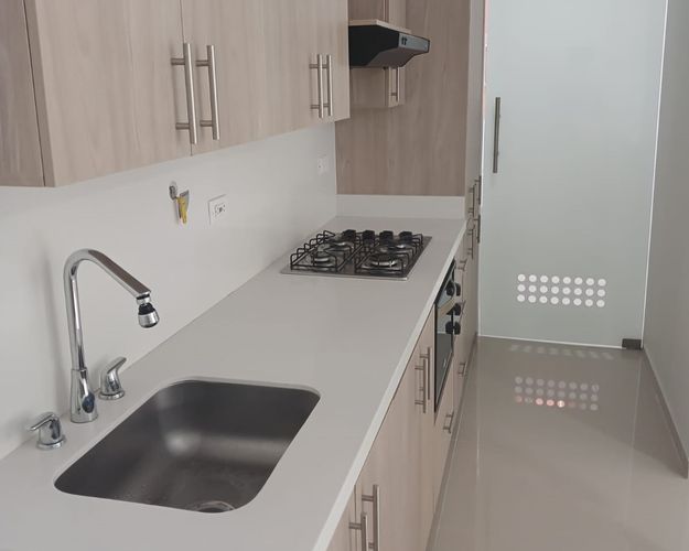 Apartamento de 3 alcobas en venta en Pantanillo, Envigado, 85 m² · foto 2 de 13