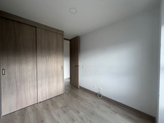 Apartamento de 3 alcobas en venta en Pantanillo, Envigado, 85 m² · foto 4 de 13