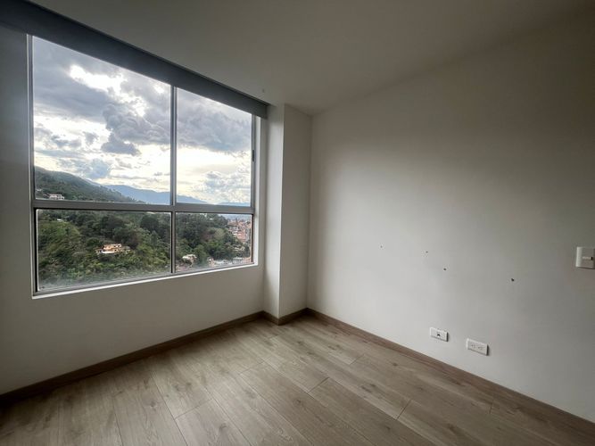 Apartamento de 3 alcobas en venta en Pantanillo, Envigado, 85 m² · foto 11 de 13