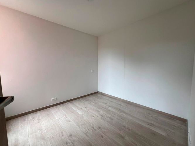 Apartamento de 3 alcobas en venta en Pantanillo, Envigado, 85 m² · foto 9 de 13