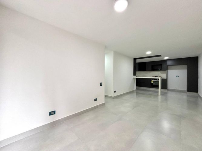 Apartamento de 3 alcobas en arriendo en El Poblado, Medellín, 96 m² · foto 6 de 18
