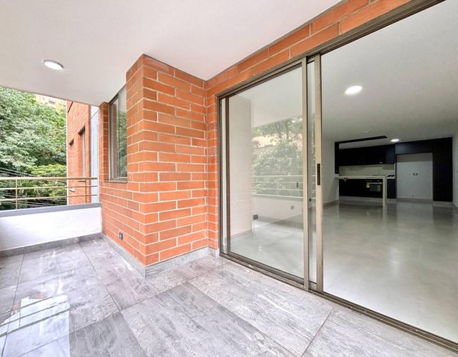 Apartamento de 3 alcobas en arriendo en El Poblado, Medellín, 96 m² · foto 7 de 18