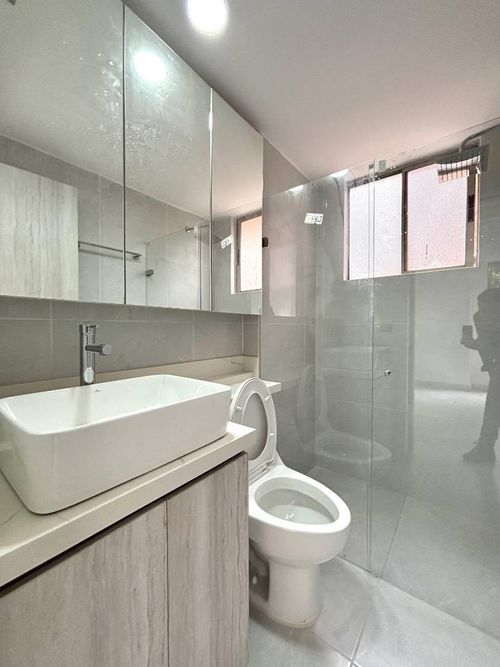 Apartamento de 3 alcobas en arriendo en El Poblado, Medellín, 96 m² · foto 14 de 18