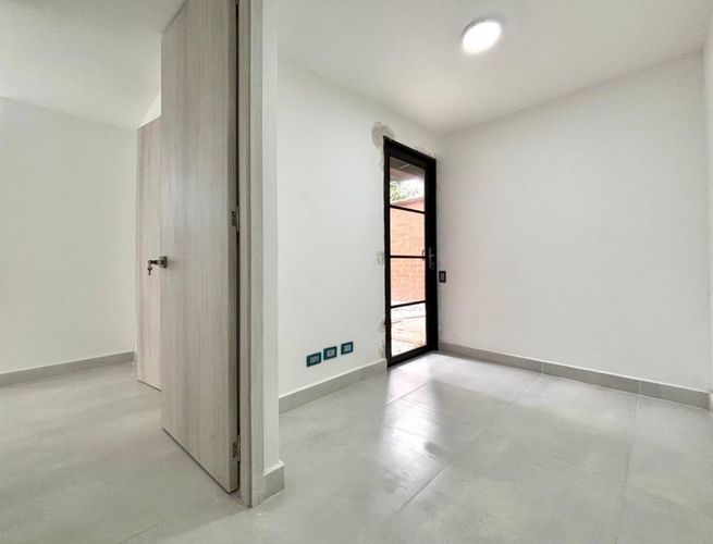 Apartamento de 3 alcobas en arriendo en El Poblado, Medellín, 96 m² · foto 17 de 18
