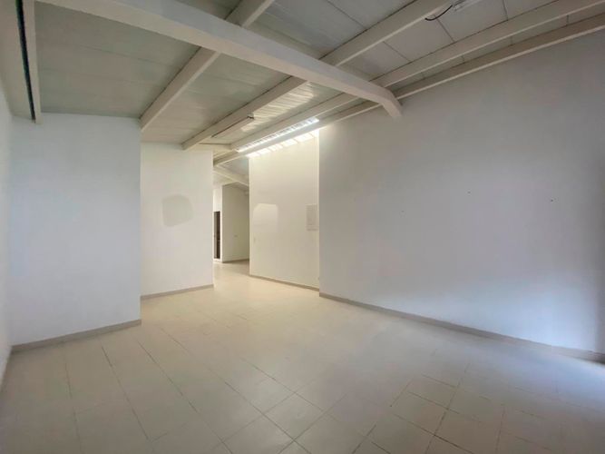 Oficina en arriendo en El Poblado, Medellín, 850 m² · foto 15 de 18