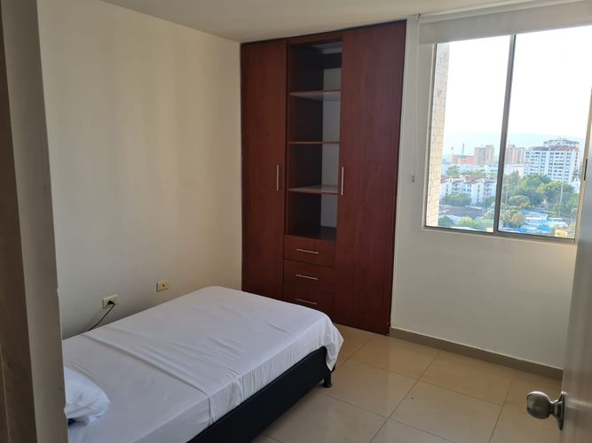 Apartamento de 4 alcobas en venta en La Ceiba, Bucaramanga, 160 m² · foto 9 de 18