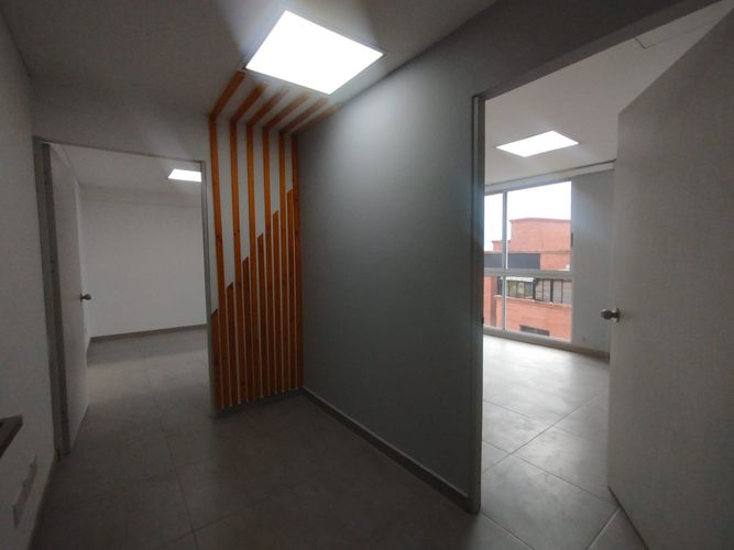 Oficina en arriendo en Alamos, Pereira, 48 m² · foto 10 de 13