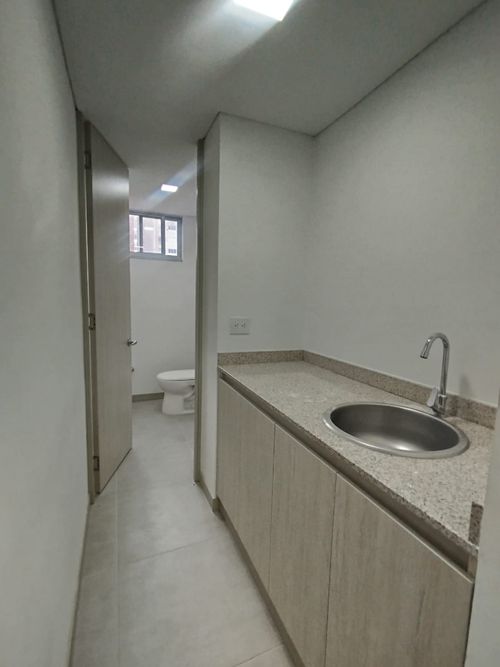 Oficina en arriendo en Alamos, Pereira, 48 m² · foto 12 de 13
