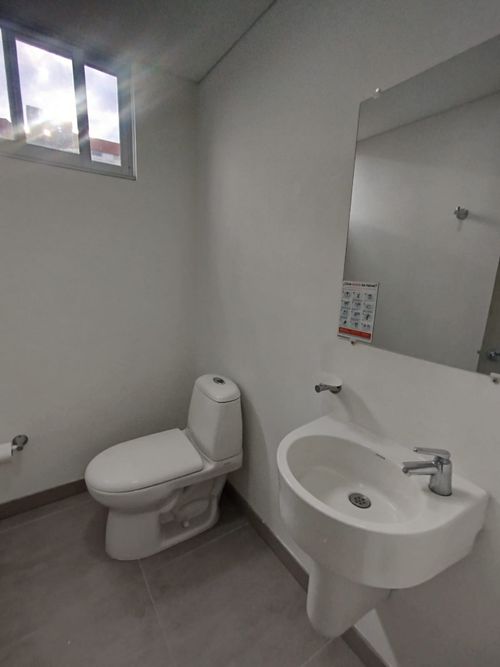 Oficina en arriendo en Alamos, Pereira, 48 m² · foto 13 de 13