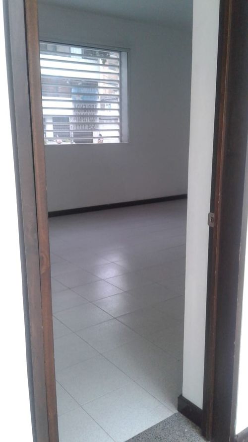 Local en venta en Versalles, Cali, 905 m² · foto 9 de 24