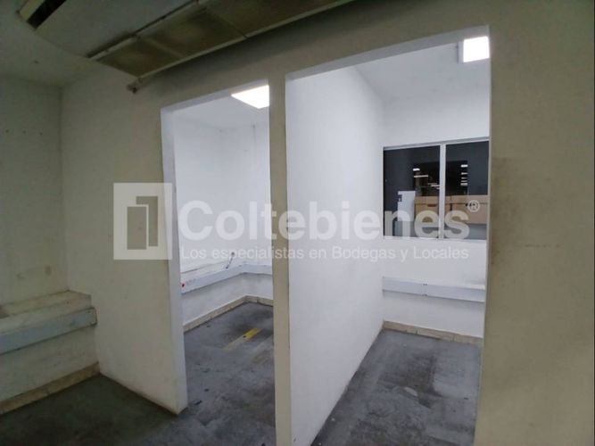 Bodega en arriendo en Zona Industrial No. 1, Itagüí · foto 14 de 24