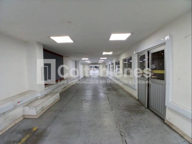 Bodega en arriendo en Zona Industrial No. 1, Itagüí · foto 17 de 24