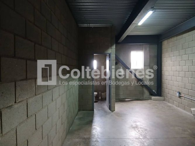Bodega en arriendo en Machado, Copacabana, 2160 m² · foto 15 de 18