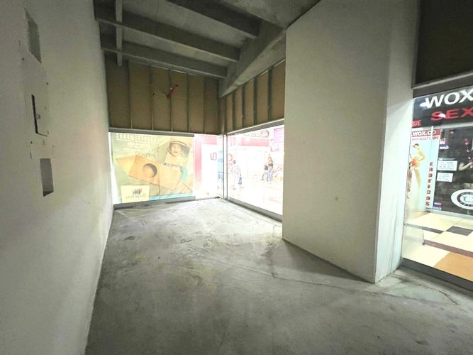 Local en venta en Laureles, Medellín, 25 m² · foto 3 de 8