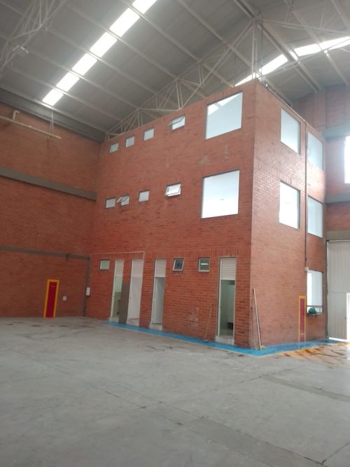 Bodega en arriendo en Tibito, Tocancipá, 2260 m² · foto 3 de 5