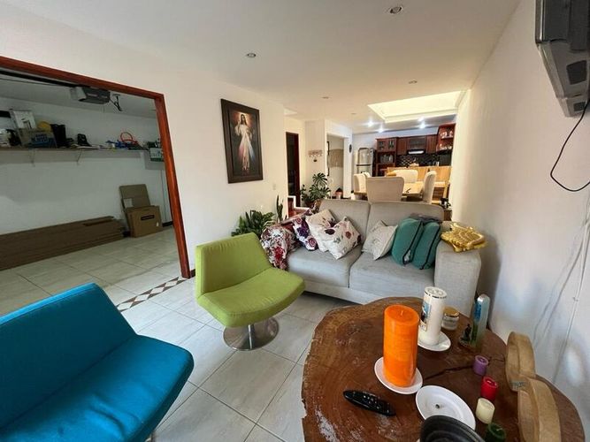 Casa de 3 alcobas en venta en San Antonio De Pereira, Rionegro, 127 m² · foto 5 de 12
