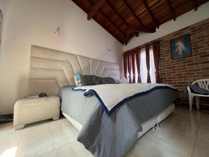Casa de 3 alcobas en venta en San Antonio De Pereira, Rionegro, 127 m² · foto 10 de 12