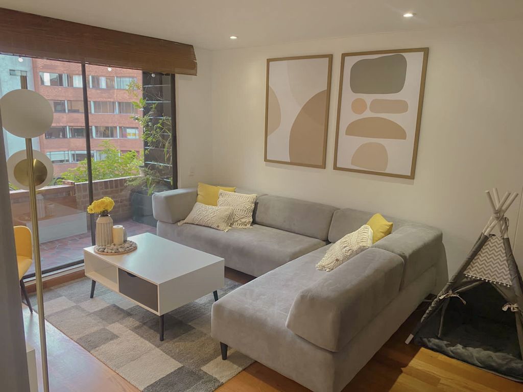 Apartamento en venta en Los Rosales, Bogotá · foto 3 de 17
