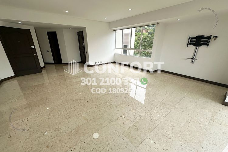 Apartamento de 3 alcobas en arriendo en Las Lomas No.2, Medellín, 150 m² · foto 3 de 24