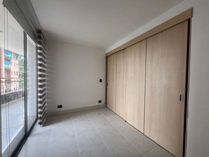 Apartamento de 3 alcobas en arriendo en El Poblado, Medellín, 158 m² · foto 13 de 20