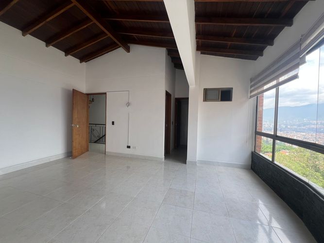 Apartamento de 3 alcobas en arriendo en El Poblado, Medellín, 158 m² · foto 12 de 20