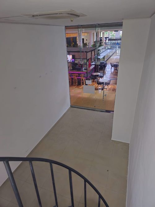 Local en arriendo en El Poblado, Medellín, 38 m² · foto 7 de 7