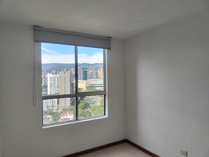 Apartamento de 2 alcobas en venta en El Poblado, Medellín, 71 m² · foto 7 de 16