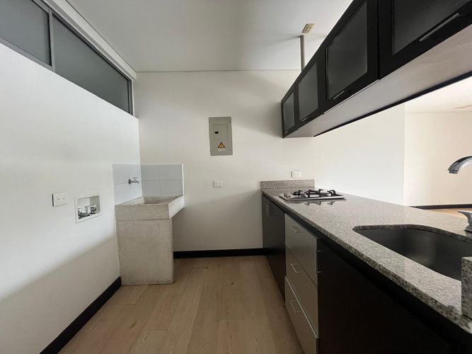 Apartamento de 1 alcoba en arriendo en El Poblado, Medellín, 45 m² · foto 5 de 10