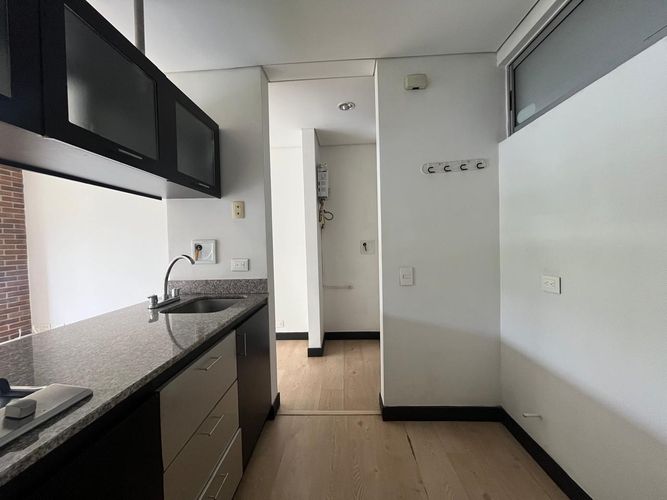 Apartamento de 1 alcoba en arriendo en El Poblado, Medellín, 45 m² · foto 6 de 10