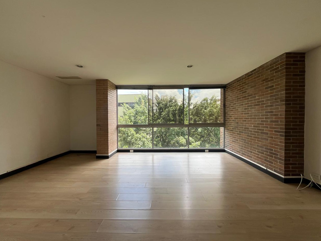1BR Apartment in Provenza (45 m²) - 3