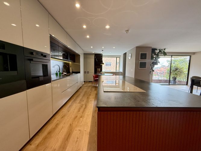 Apartamento de 3 alcobas en venta en La Cabrera, Bogotá, 420 m² · foto 11 de 24