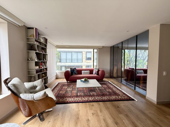 Apartamento de 3 alcobas en venta en La Cabrera, Bogotá, 420 m² · foto 17 de 24