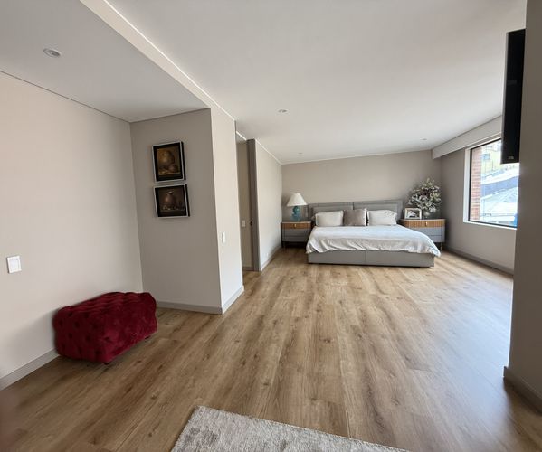 Apartamento de 3 alcobas en venta en La Cabrera, Bogotá, 420 m² · foto 21 de 24