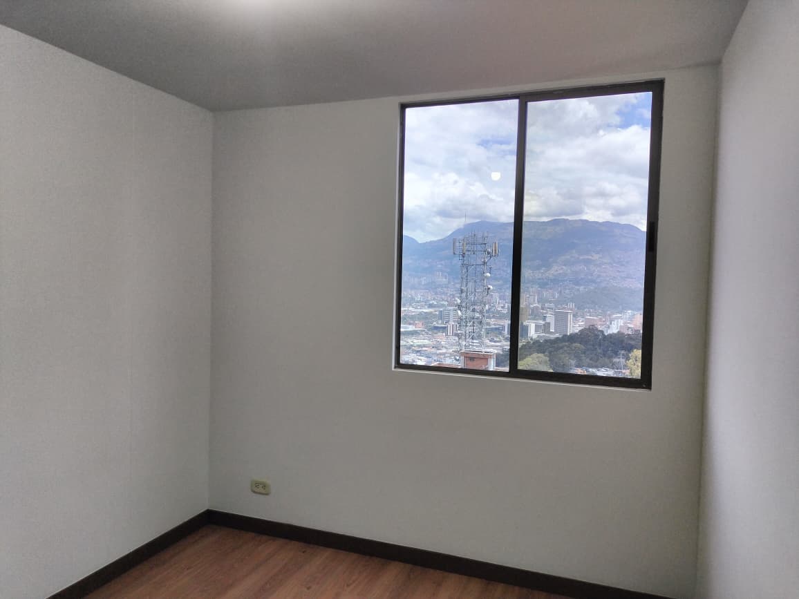 Apartamento en arriendo en El Poblado, Medellín · foto 8 de 15