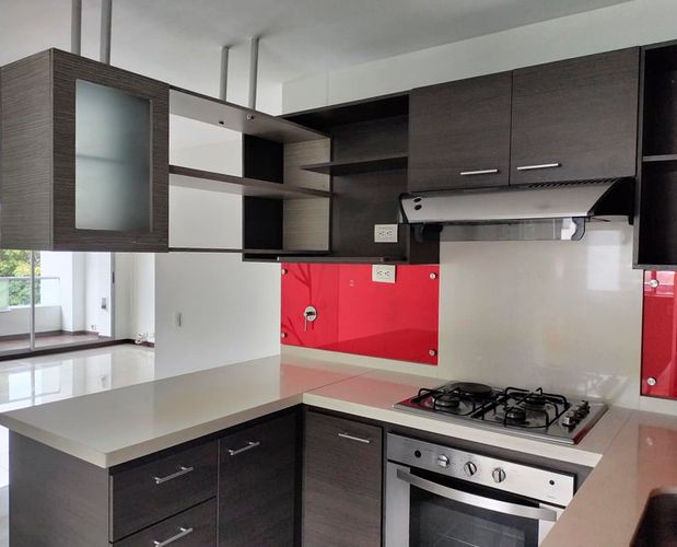 Apartamento en venta en El Poblado, Medellín · foto 6 de 19