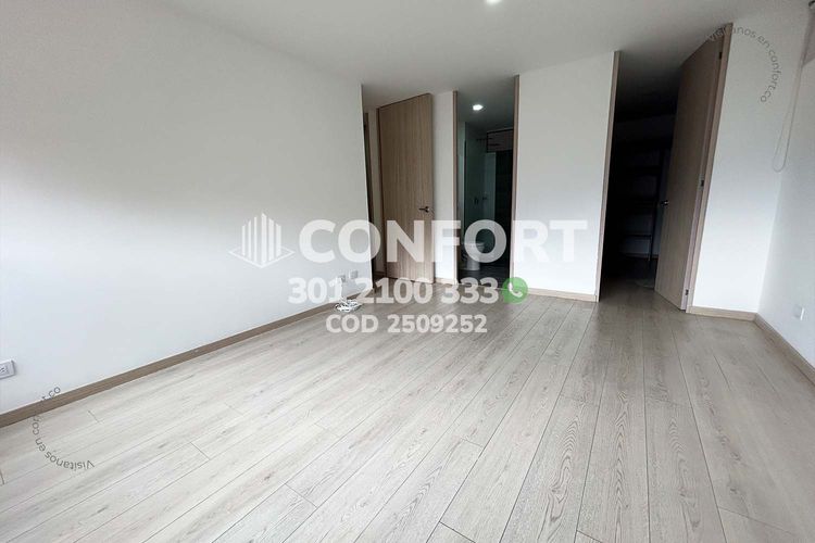 Apartamento de 3 alcobas en arriendo en Loma De Las Brujas, Envigado, 118 m² · foto 10 de 24