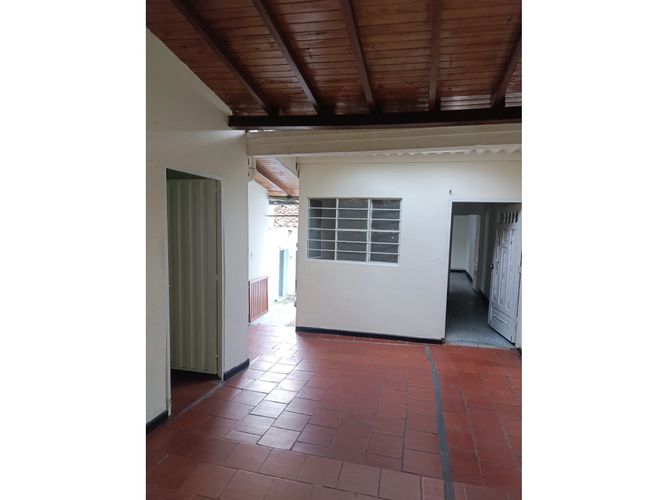 Casa de 3 alcobas en venta en Centro, Piedecuesta, 120 m² · foto 6 de 24