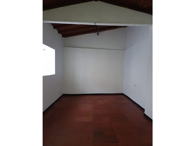 Casa de 3 alcobas en venta en Centro, Piedecuesta, 120 m² · foto 16 de 24