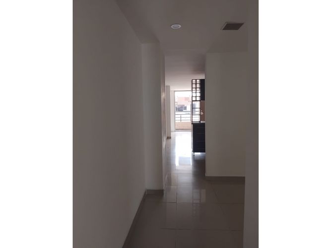 Apartamento de 3 alcobas en arriendo en Cristobal, Medellín, 120 m² · foto 4 de 22