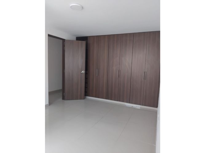 Apartamento de 3 alcobas en arriendo en Cristobal, Medellín, 120 m² · foto 12 de 22