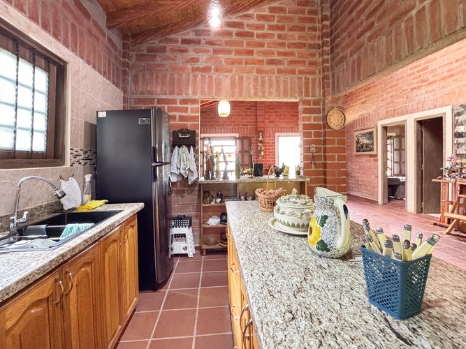 Finca en venta en La Alhambra, El Carmen de Viboral, 220 m² · foto 6 de 24