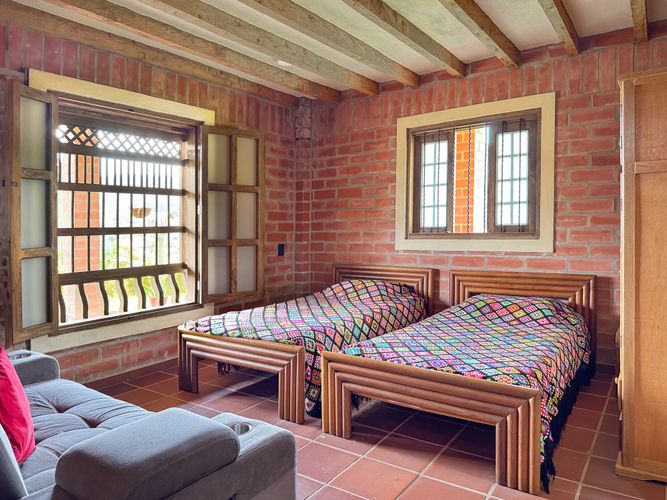Finca en venta en La Alhambra, El Carmen de Viboral, 220 m² · foto 11 de 24