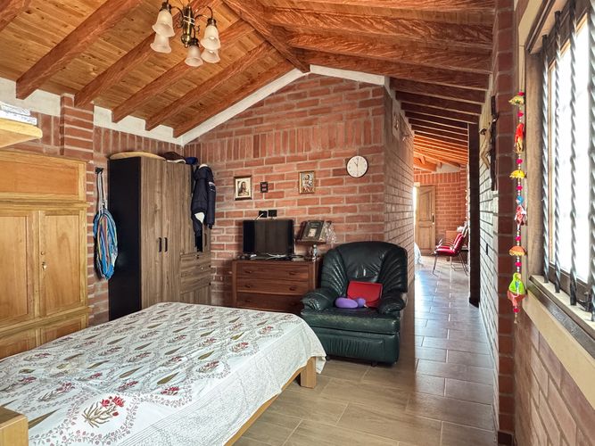 Finca en venta en La Alhambra, El Carmen de Viboral, 220 m² · foto 14 de 24