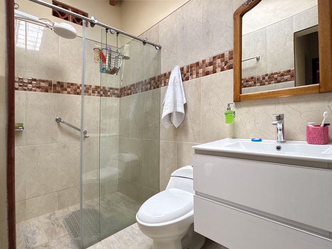 Finca en venta en La Alhambra, El Carmen de Viboral, 220 m² · foto 18 de 24