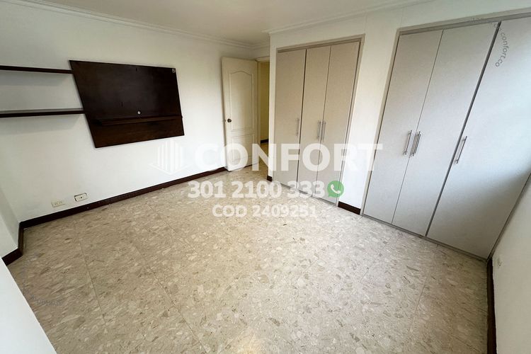 Apartamento de 3 alcobas en arriendo en Los Parra, Medellín, 170 m² · foto 13 de 24